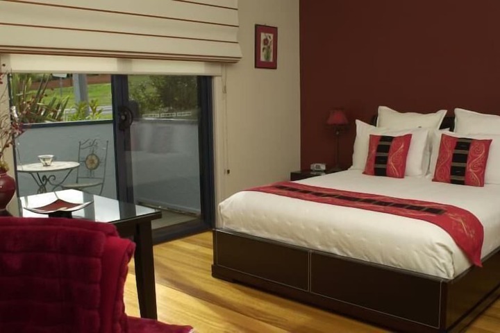 Room 12 of 24
