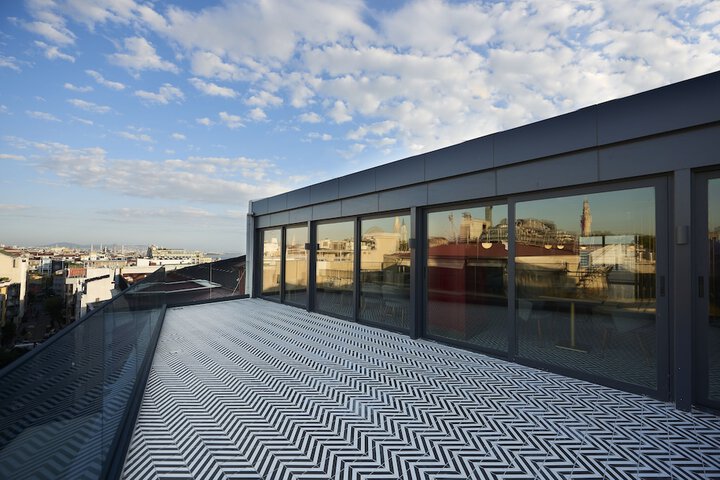 Terrace/Patio 31 of 32
