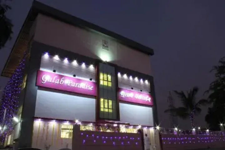 Hotel Gulab Paradise