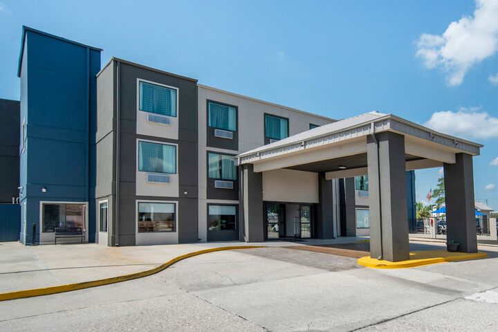 Hotel 65 of 68
