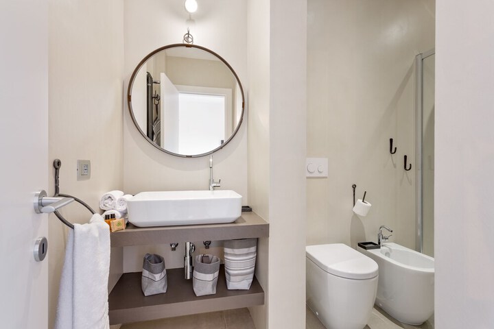 Room 255 of 270