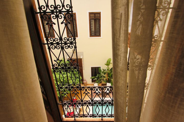 Room 25 of 89