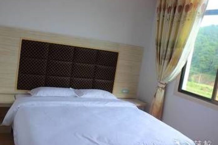 Room 3 of 27
