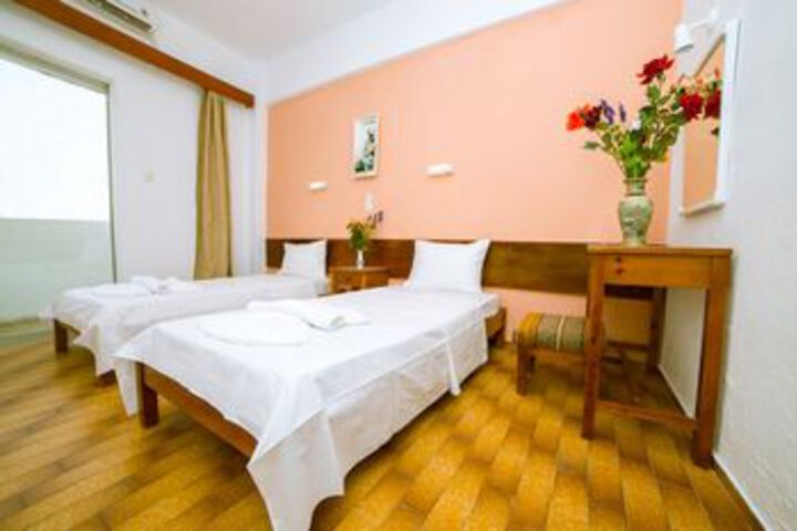 Room 3 of 12