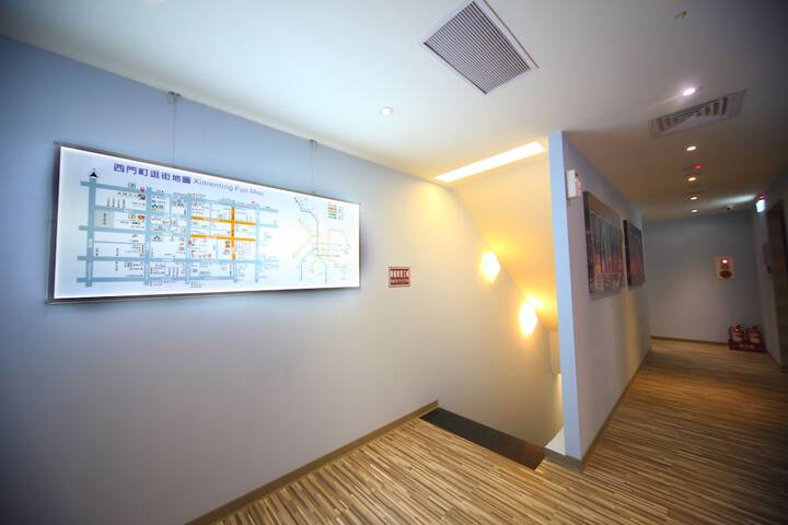 Room 16 of 29