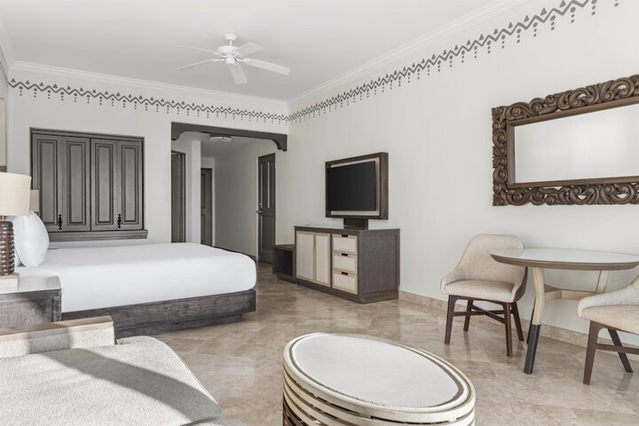 Room 28 of 109