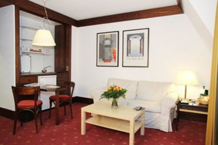 Room 41 of 72
