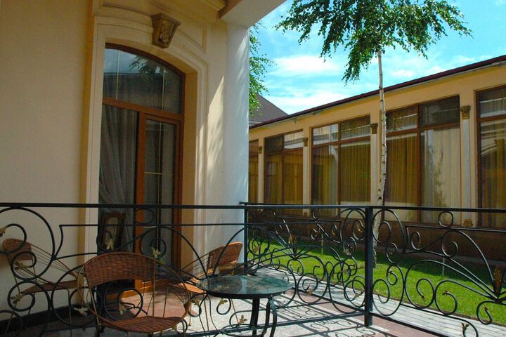 Terrace/Patio 17 of 30