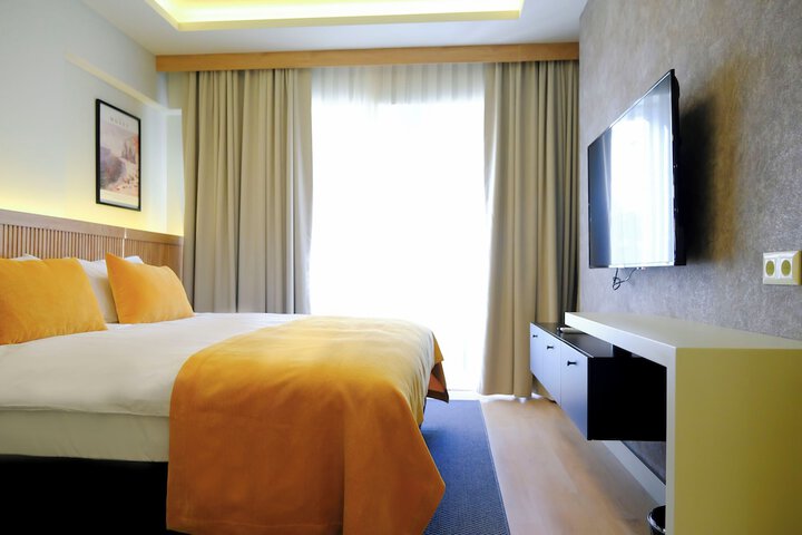 Room 35 of 81