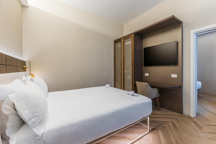 Room 37 of 110