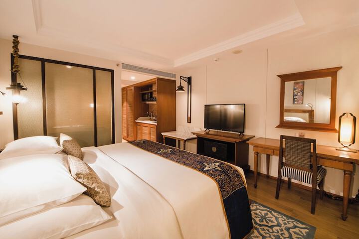 Room 10 of 192