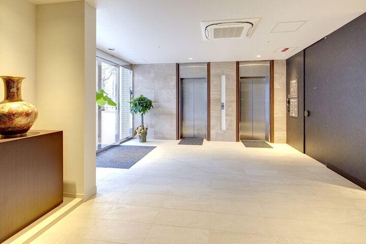 Ballroom/Hall 29 of 43