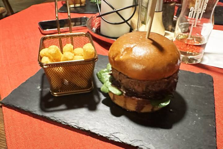 Dining 99 of 121