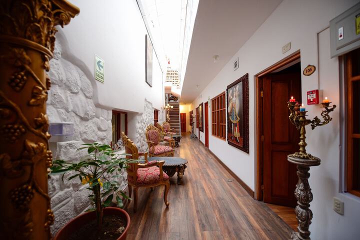 Room 50 of 96