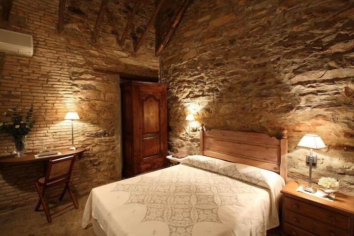 Room 10 of 39