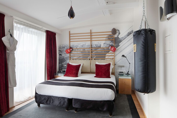 Room 18 of 71