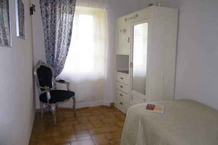 HOTEL N. 3