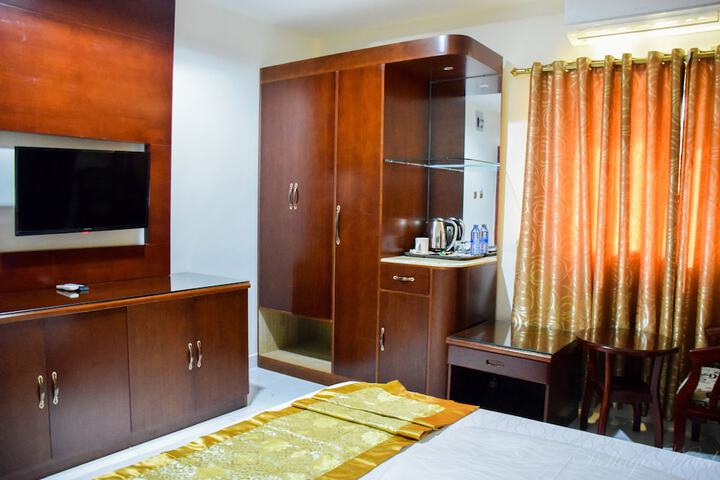 Room 18 of 39