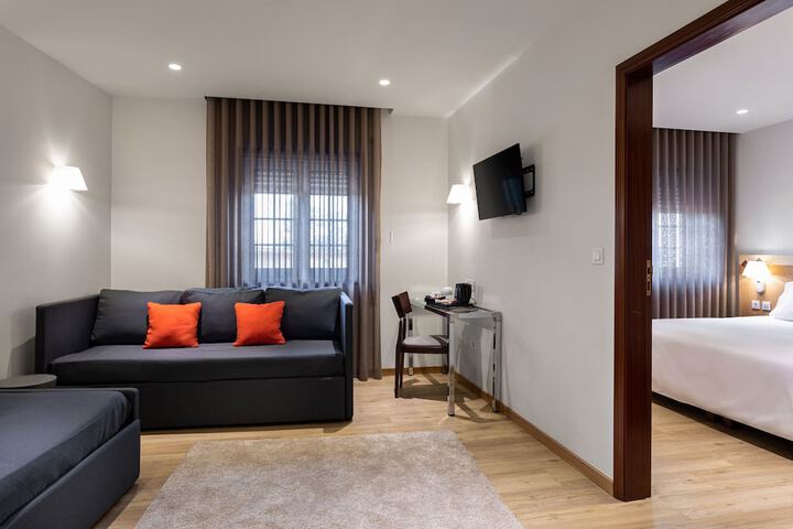 Room 29 of 52