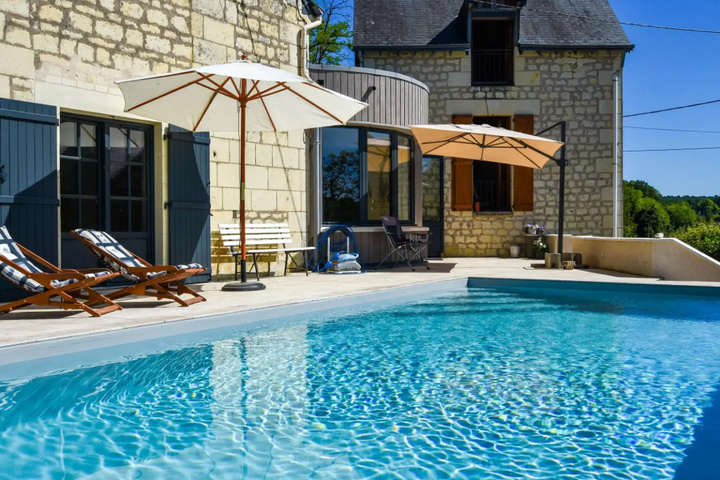 Pool 10 of 20