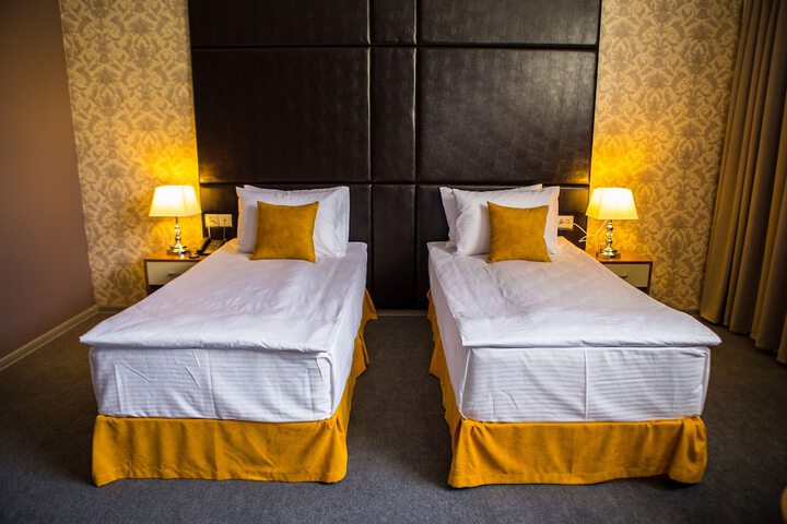 Room 21 of 46