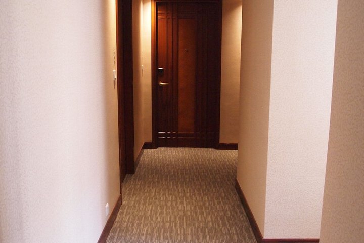 Ballroom/Hall 40 of 44