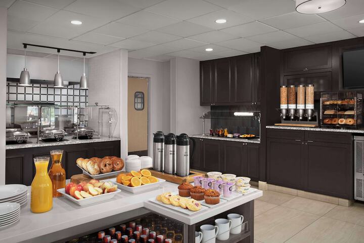 Breakfast area