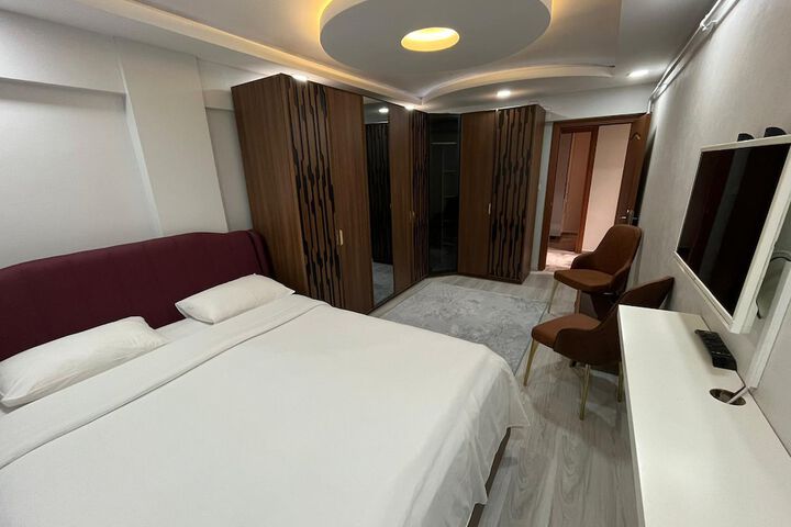Room 35 of 129