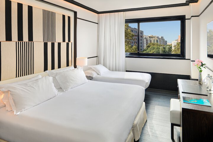 Room 10 of 63