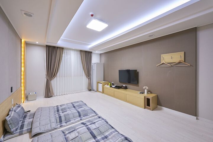 Room 41 of 61
