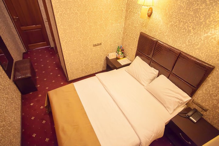 Room 22 of 39