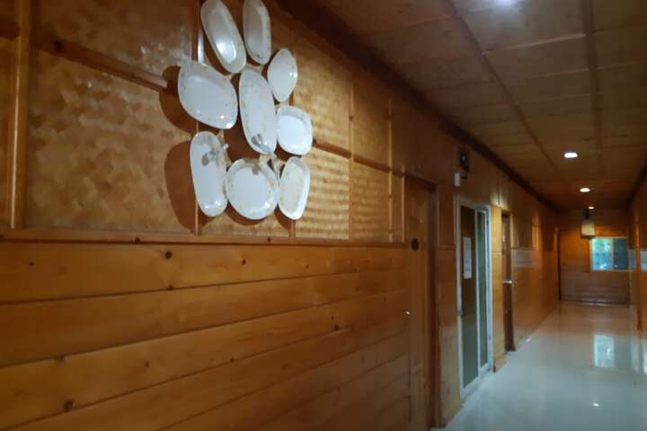 Room 2 of 44