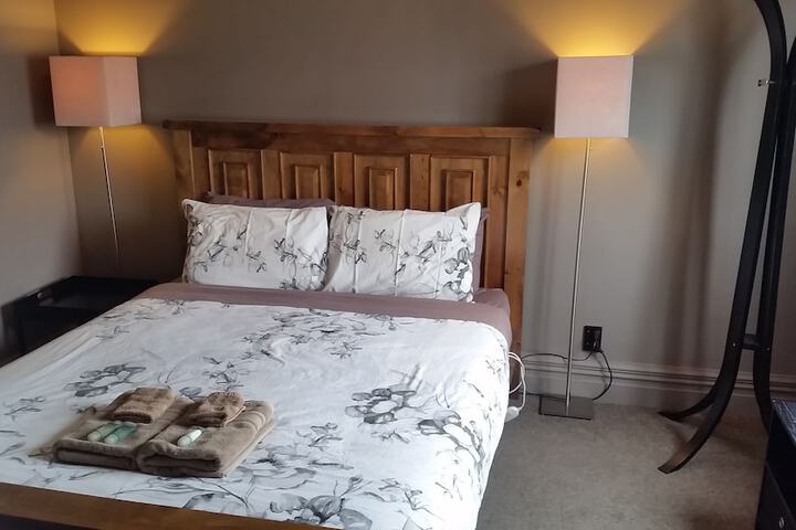 Room 3 of 61
