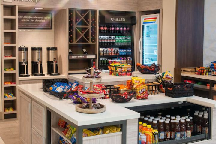 Snack bar
