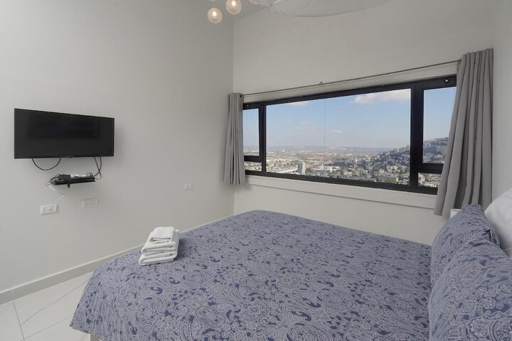Room 58 of 123