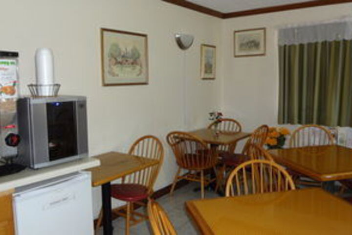 Breakfast/Coffee Service 7 of 50