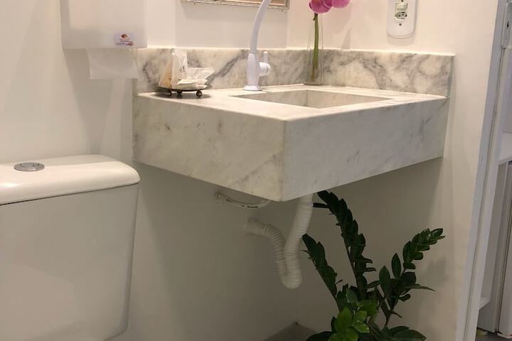 Clean Restrooms