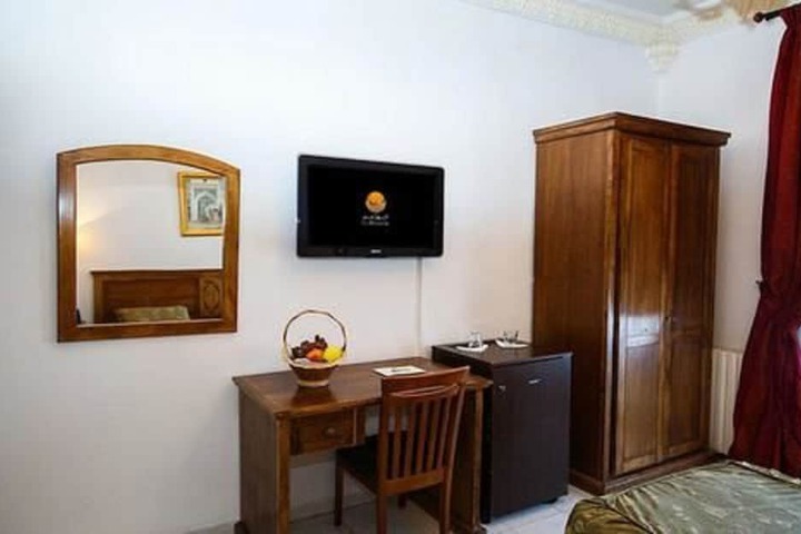 Room 2 of 46