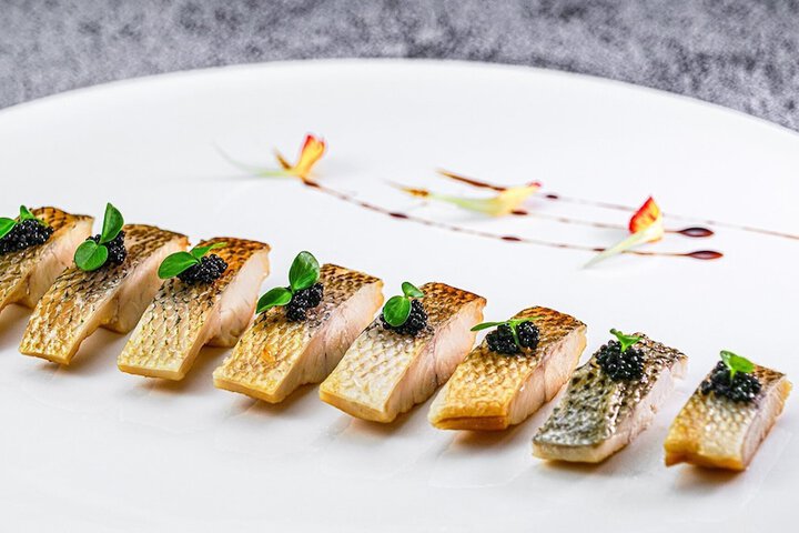 Dining 74 of 143