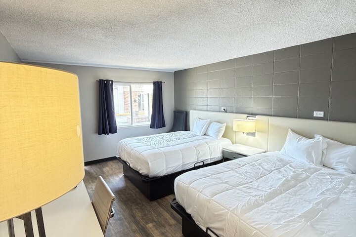 Room 2 of 9