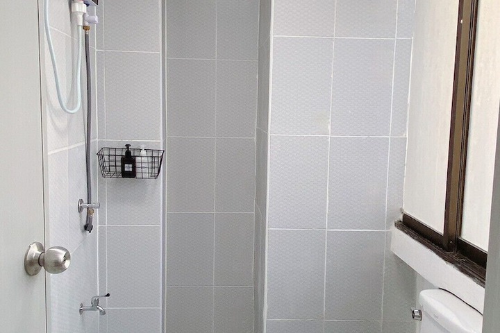 Room 18 of 22