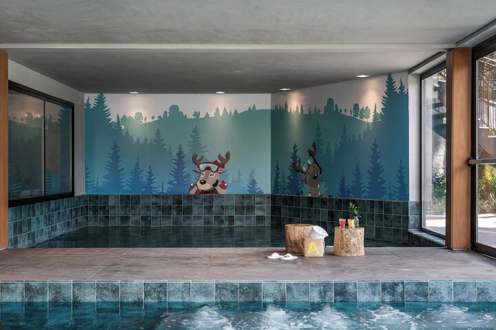 Pool 103 of 171