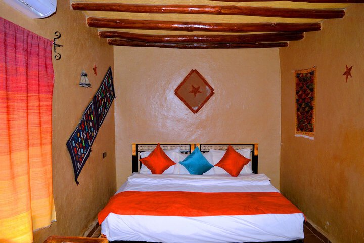 Room 15 of 72