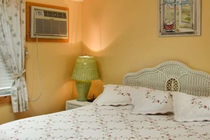 Room 5 of 61