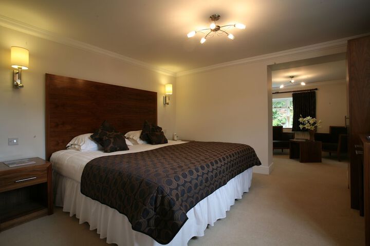 Room 7 of 40