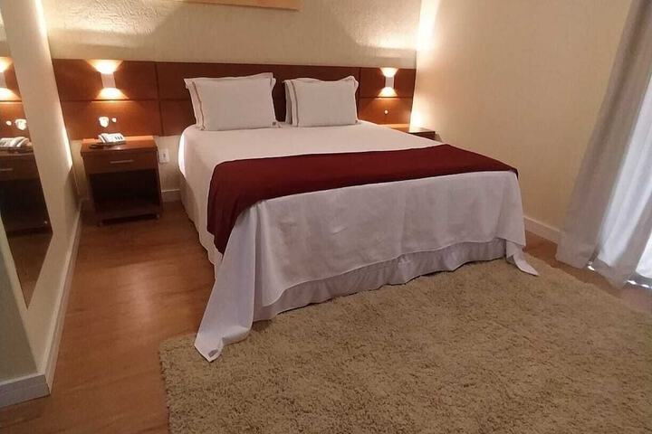 Room 10 of 23