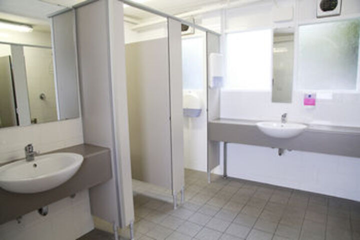 Room 2 of 20