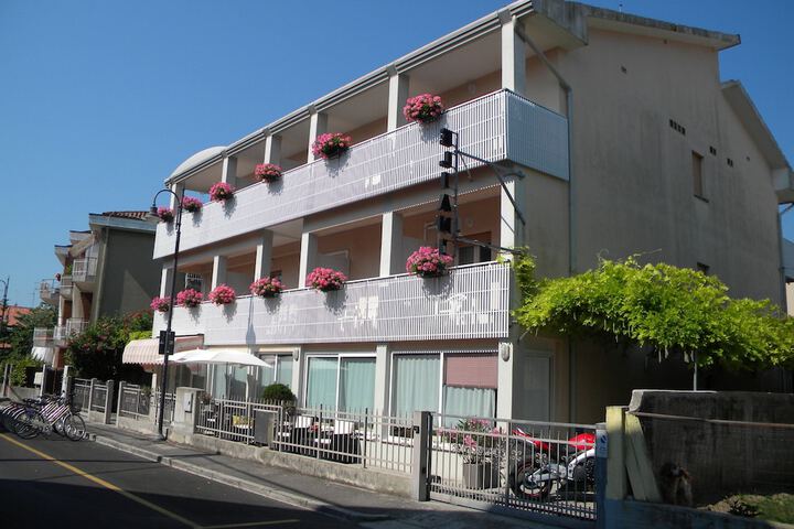 Hotel 60 of 71