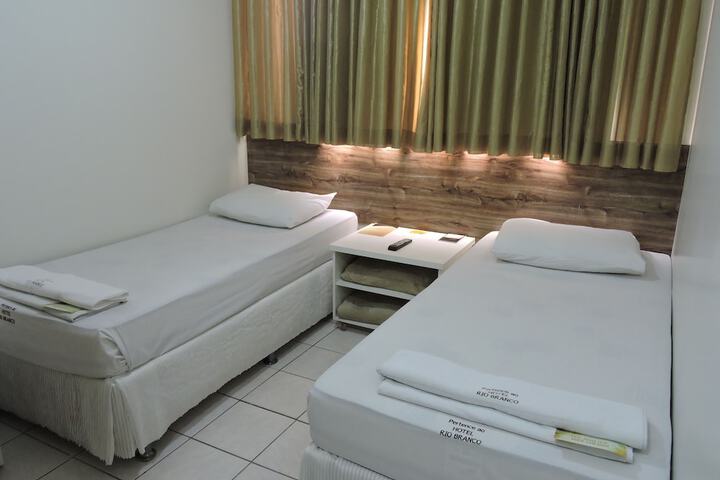 Room 8 of 65