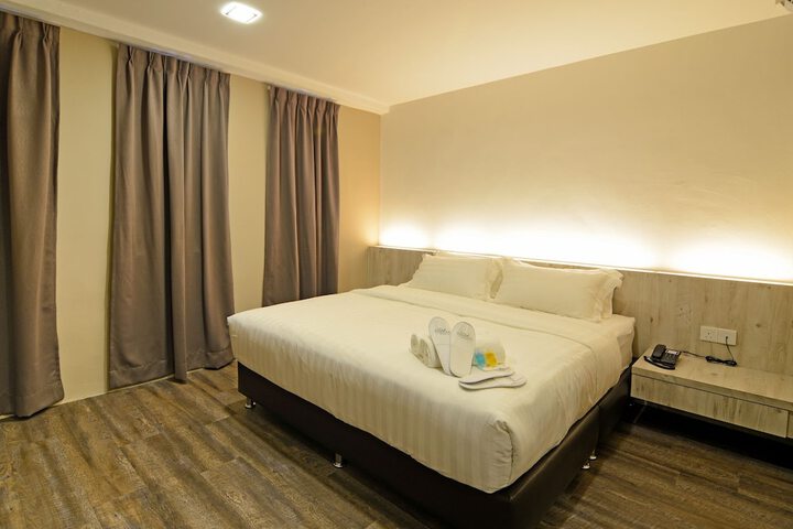Room 16 of 31